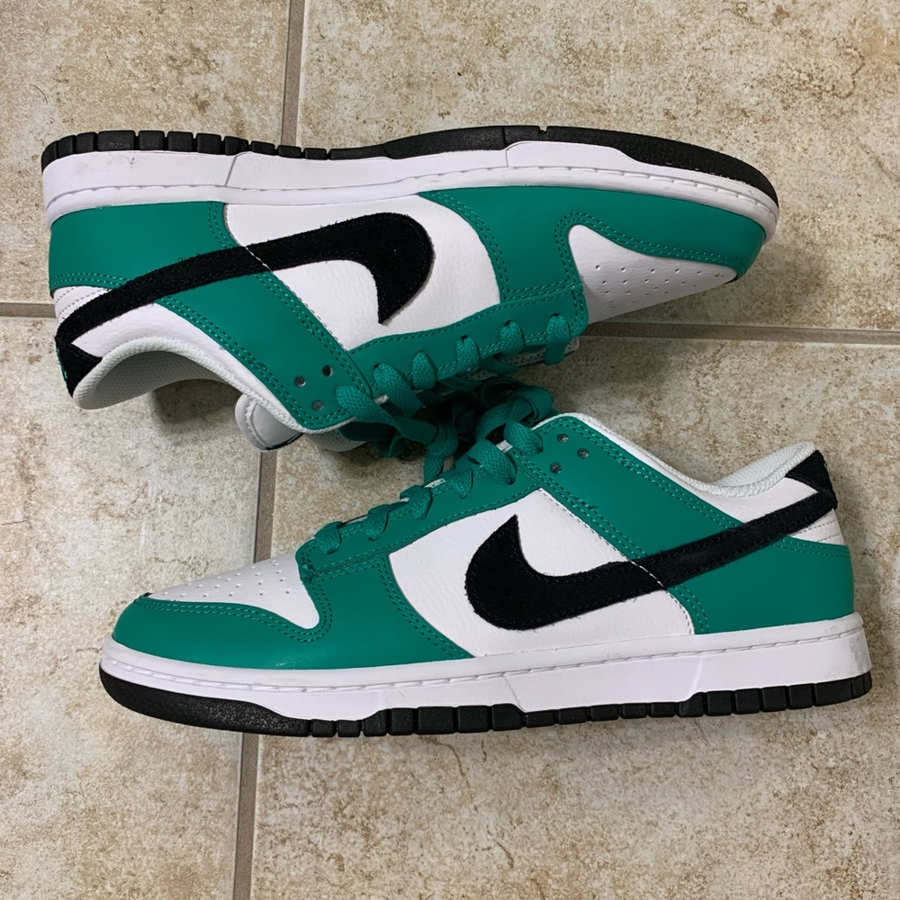 Nike Dunks Low